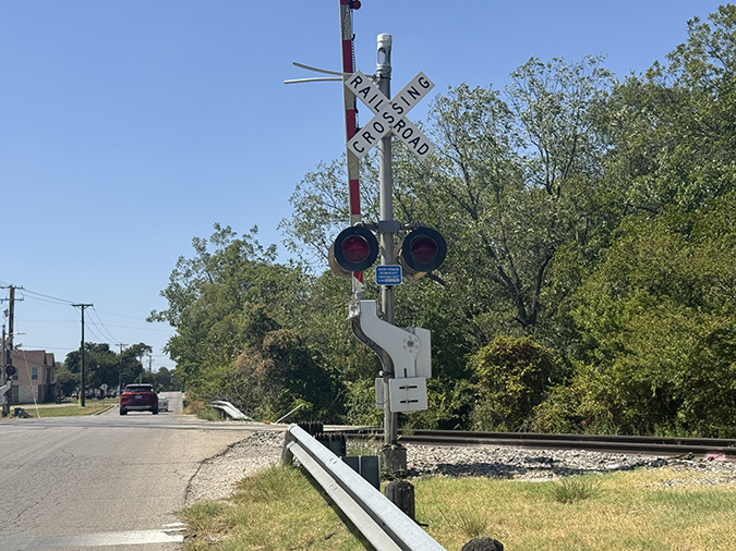 ENS sign on a crossing signal in Stephenville, Texas. ENS sign on a crossing signal in Stephenville, Texas.